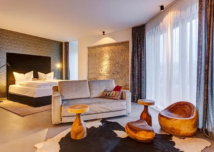 Hotel Im Bunker Munich